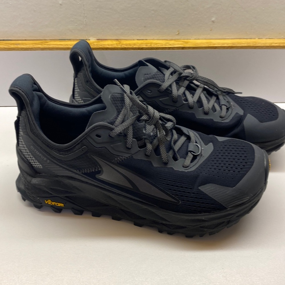 Men’s Altra Olympus 5